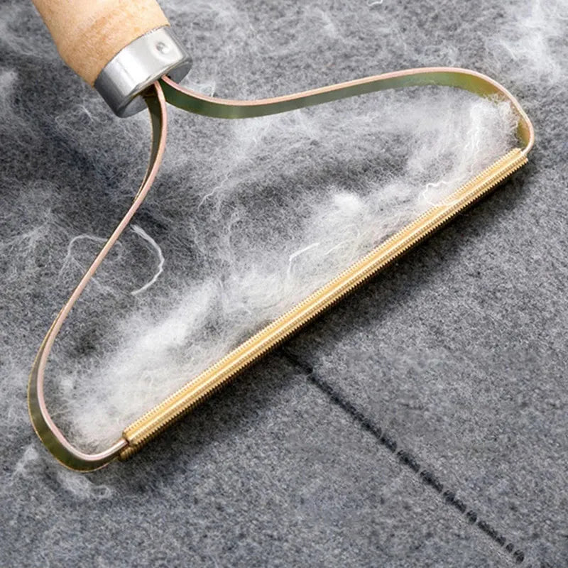 FurGone – Portable Lint Remover